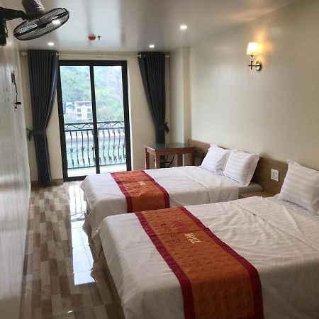 Anh Nhu Hotel Chan Chau Exterior photo