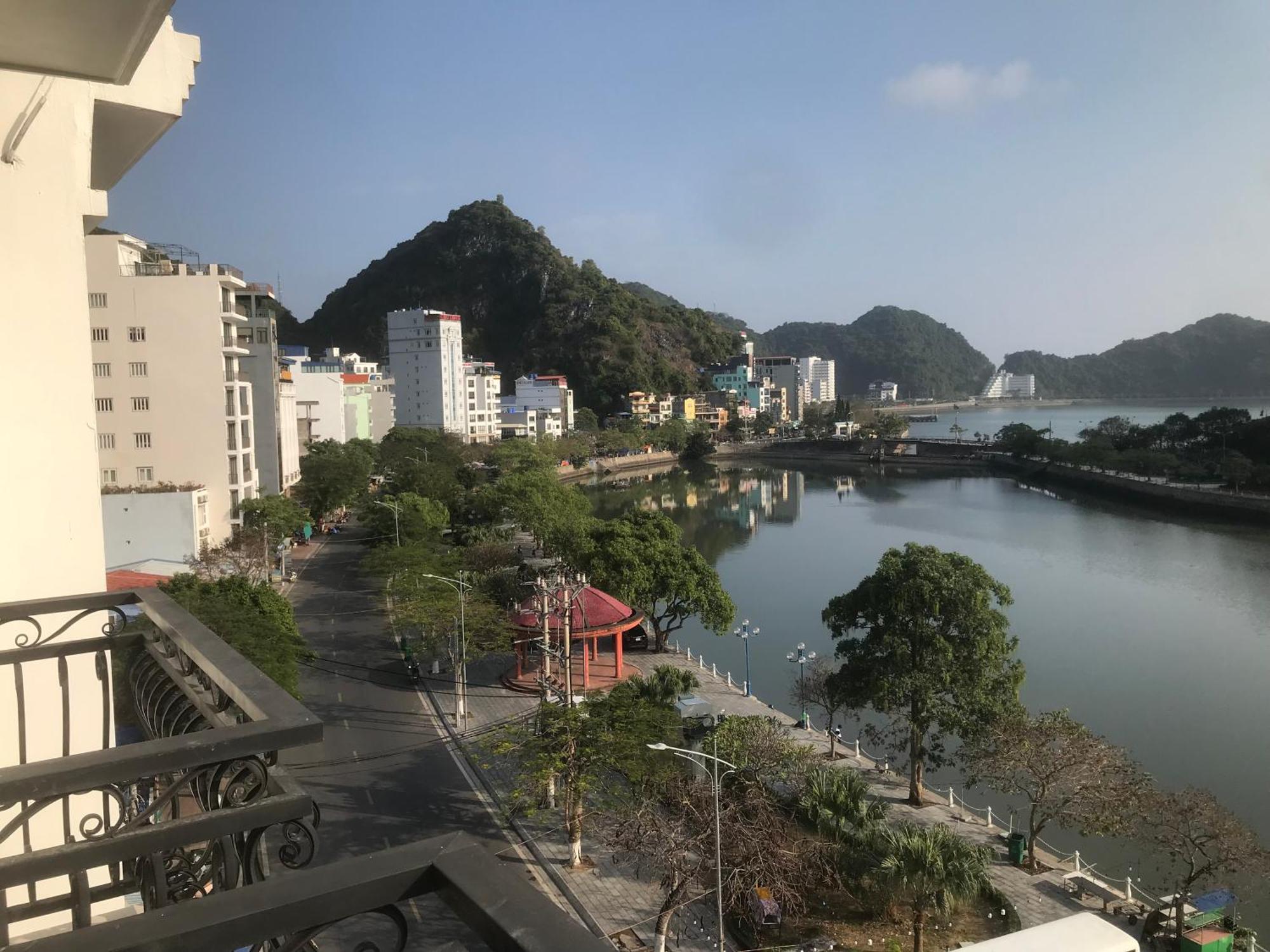 Anh Nhu Hotel Chan Chau Exterior photo