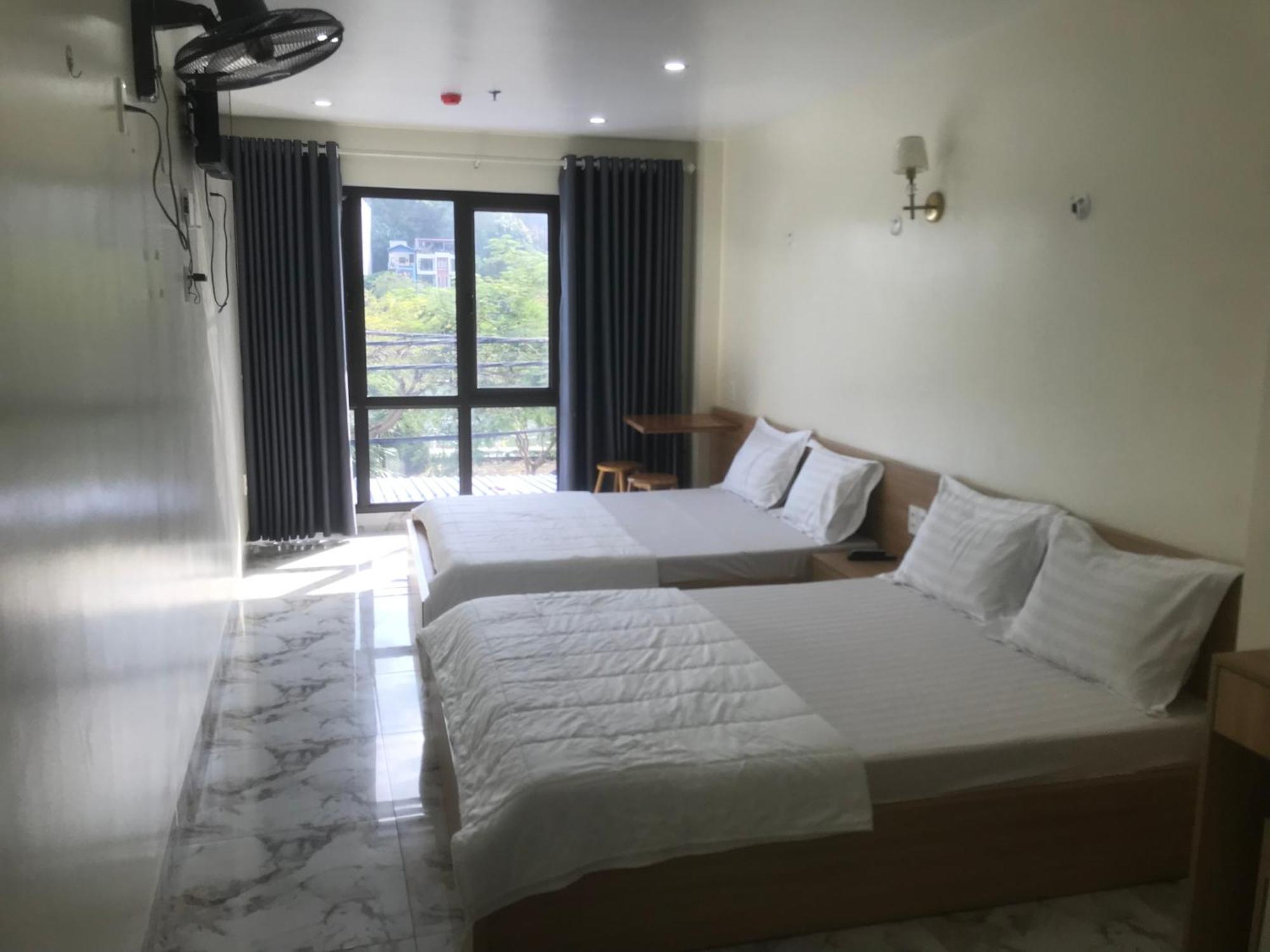 Anh Nhu Hotel Chan Chau Exterior photo