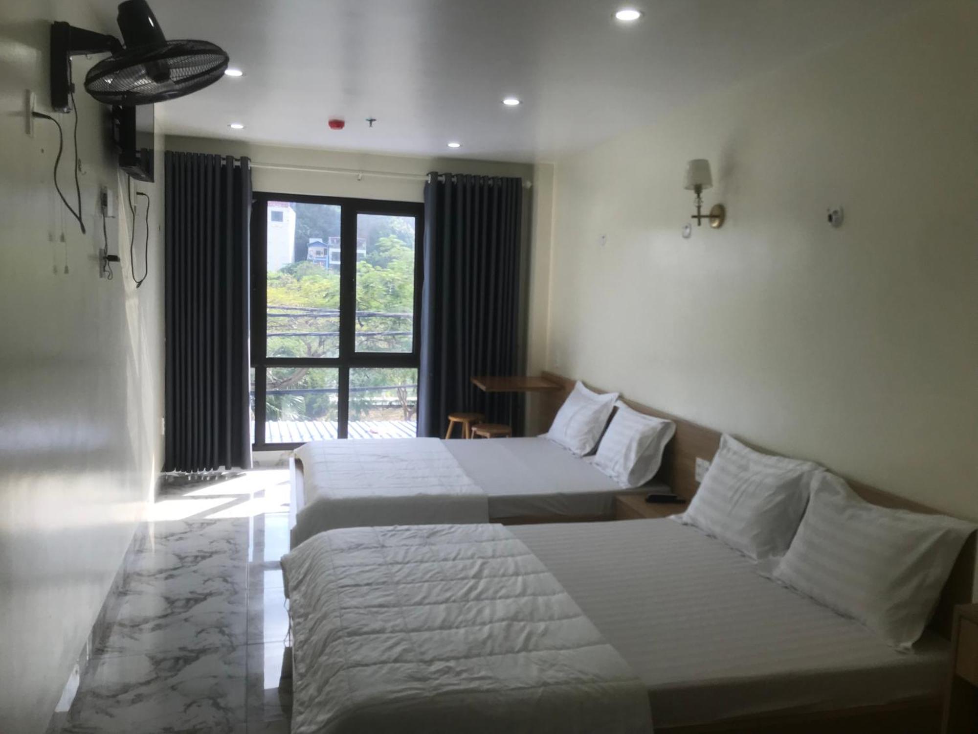 Anh Nhu Hotel Chan Chau Exterior photo